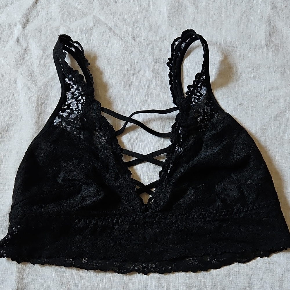 Pink Victtoria's Secret Lace Black Bralette Small